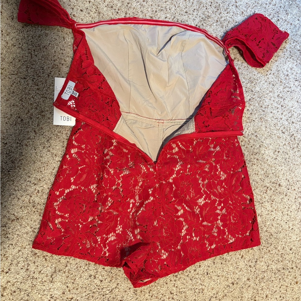 NWT Tobi Red Off-Shoulder Lace Romper Size Small - Picture 10 of 12